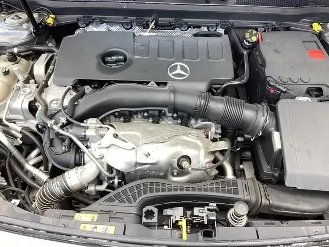Mercedes-Benz A 220