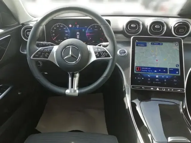Mercedes-Benz C 220