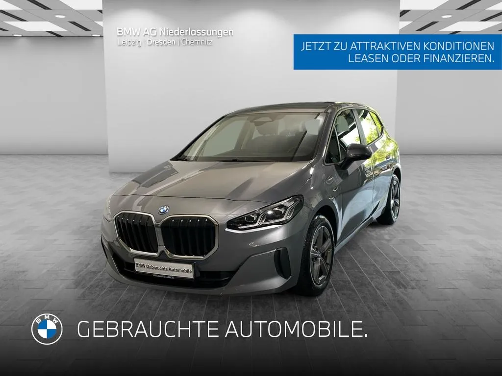 BMW 230