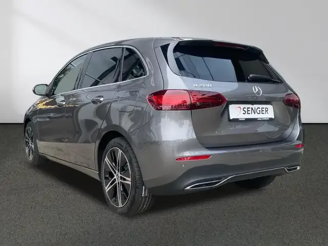 Mercedes-Benz B 200