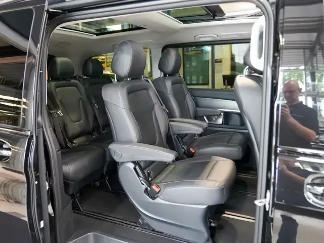 Mercedes-Benz V 250