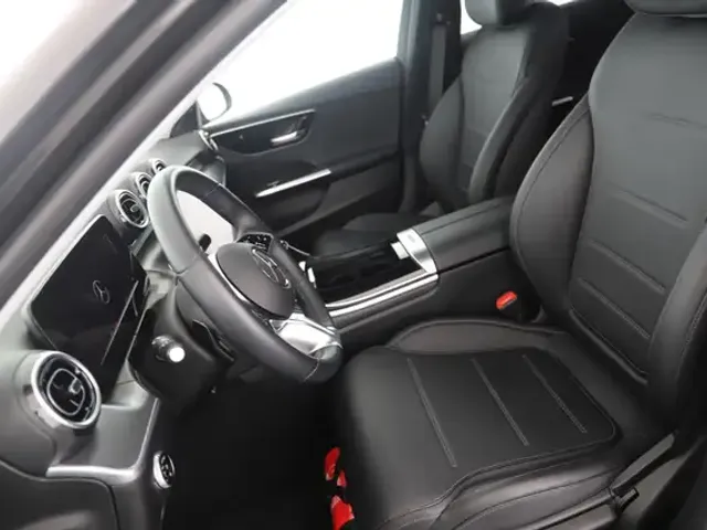 Mercedes-Benz C 400