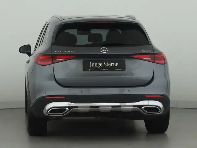 Mercedes-Benz GLC 220