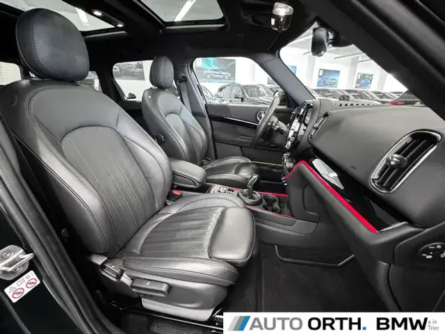 MINI John Cooper Works Countryman