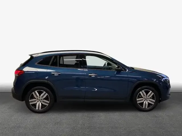 Mercedes-Benz EQA 250