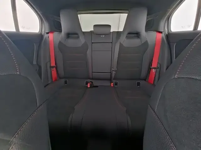 Mercedes-Benz A 45 AMG
