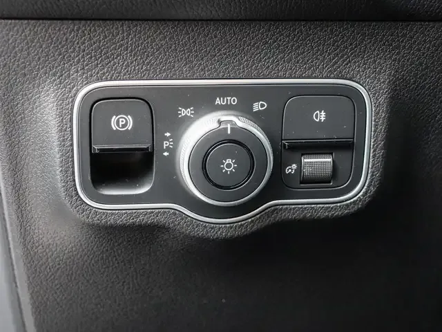 Mercedes-Benz EQB 350