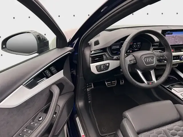 Audi RS4