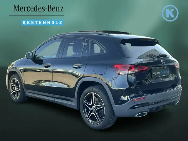 Mercedes-Benz GLA 250