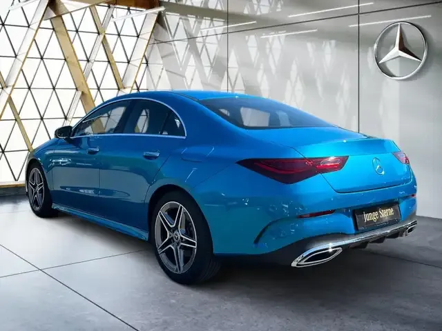 Mercedes-Benz CLA 220