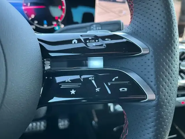 Mercedes-Benz CLA 220