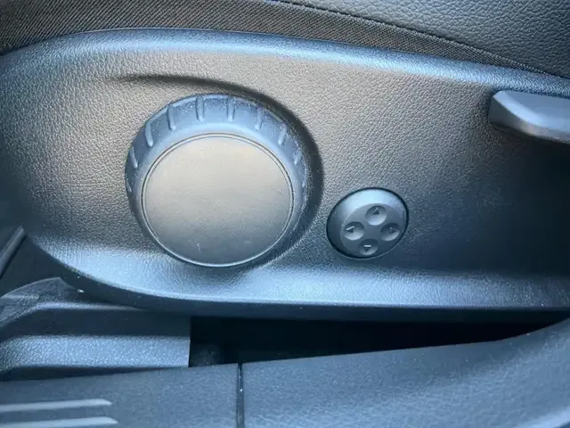 Mercedes-Benz CLA 220