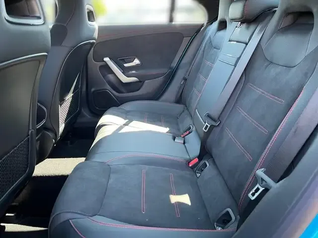 Mercedes-Benz CLA 220