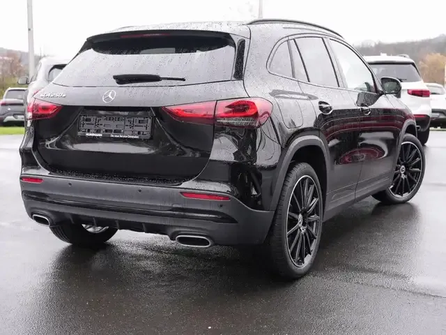 Mercedes-Benz GLA 250