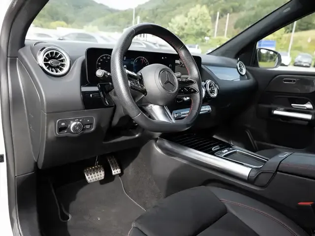 Mercedes-Benz B 250
