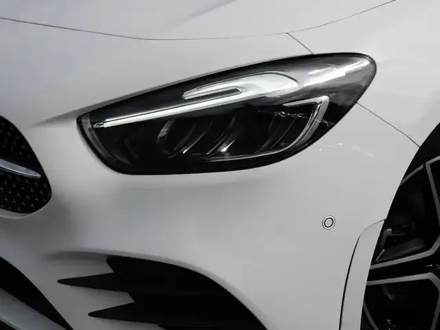 Mercedes-Benz B 250