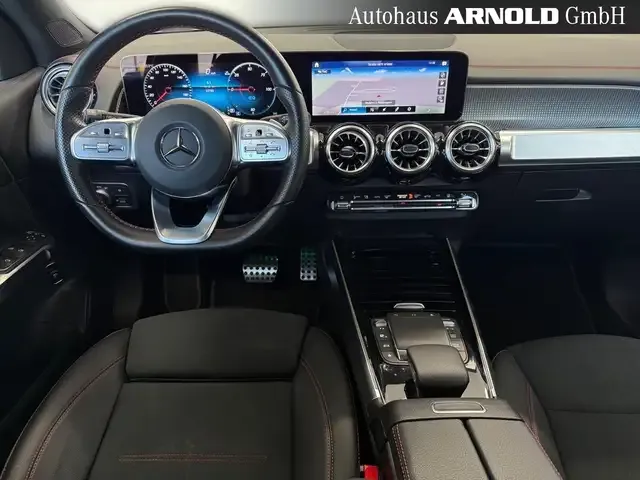 Mercedes-Benz EQB 300