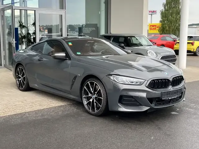 BMW 840