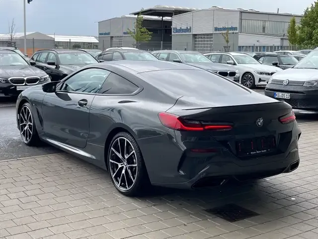 BMW 840