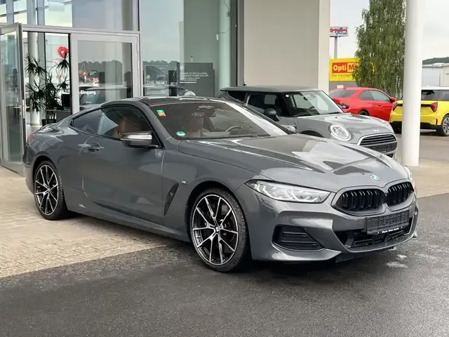 BMW 840