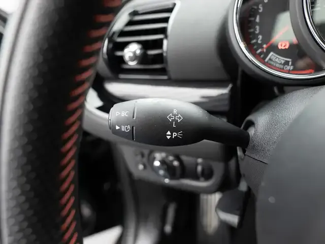 MINI John Cooper Works Clubman