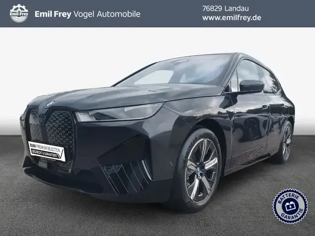 BMW iX