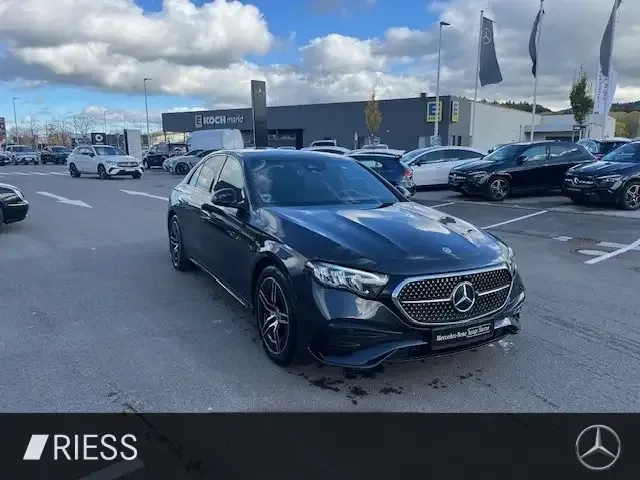Mercedes-Benz E 300