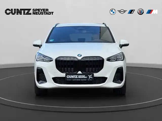 BMW 220