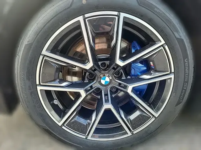 BMW 440