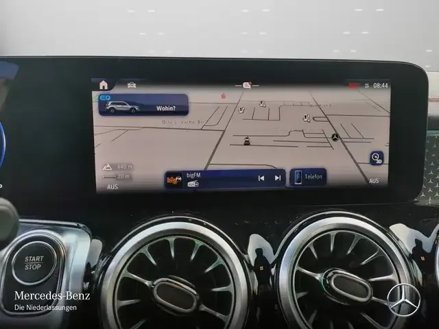 Mercedes-Benz EQB 300