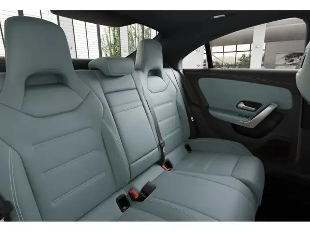 Mercedes-Benz CLA 180