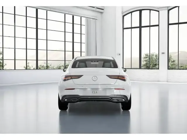 Mercedes-Benz CLA 180