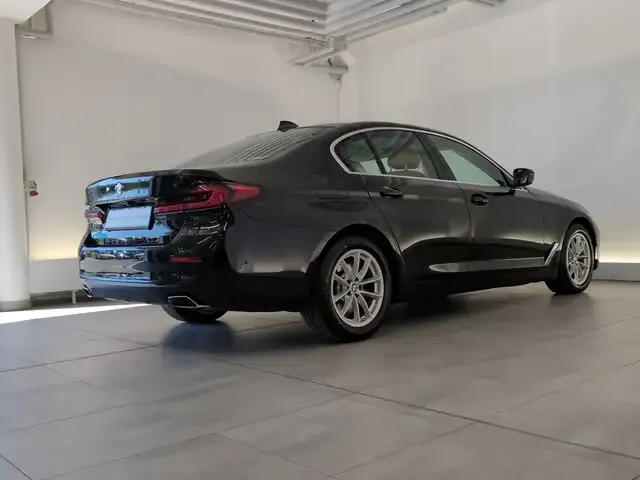 BMW 540