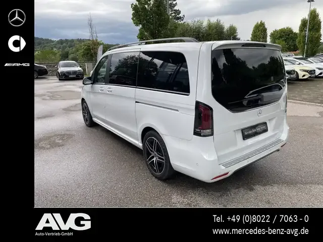 Mercedes-Benz V 250