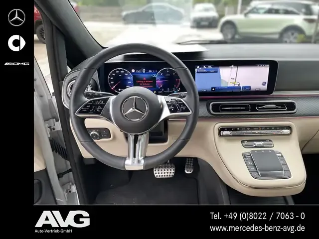 Mercedes-Benz V 250