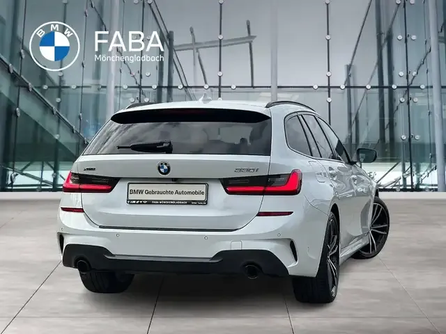 BMW 330