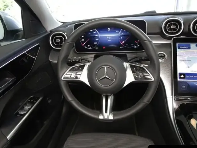 Mercedes-Benz C 180