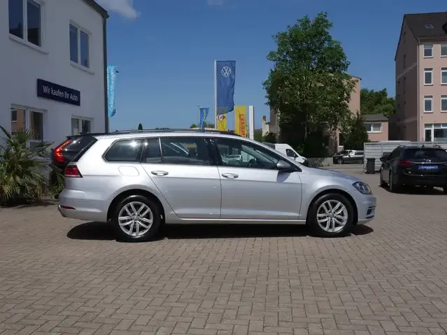 Volkswagen Golf Variant