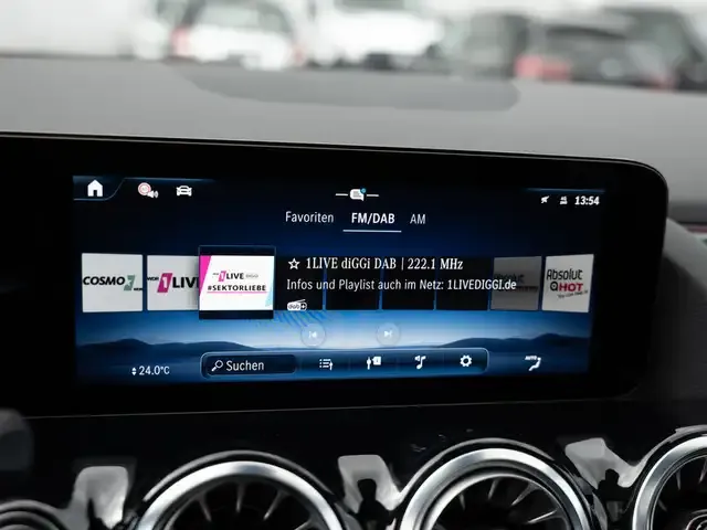 Mercedes-Benz GLA 220