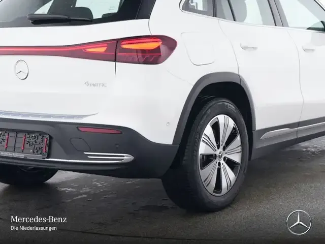 Mercedes-Benz EQA 300