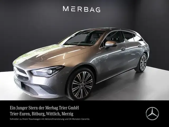 Mercedes-Benz CLA 180