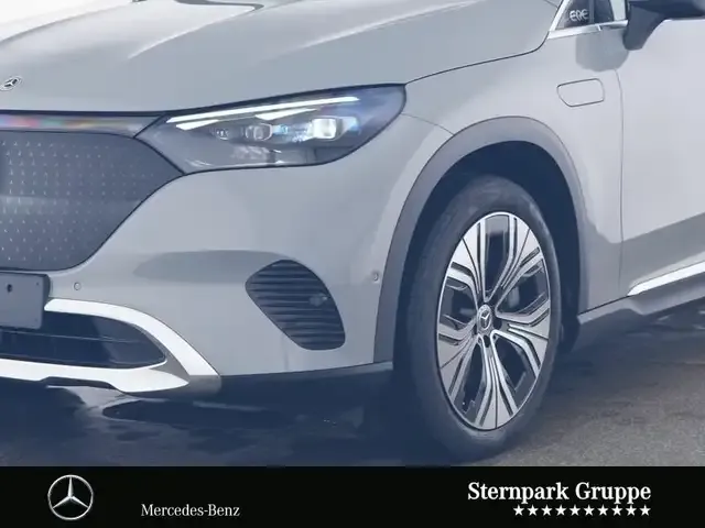 Mercedes-Benz EQE SUV