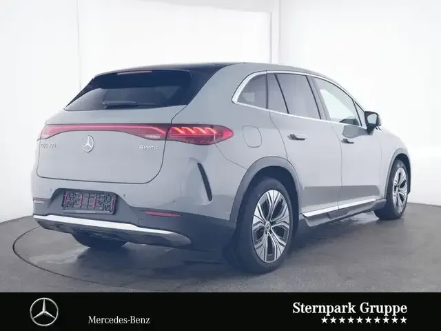 Mercedes-Benz EQE SUV