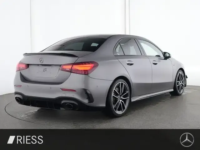 Mercedes-Benz A 35 AMG