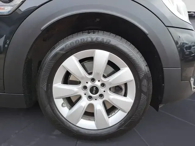 MINI Cooper SE Countryman