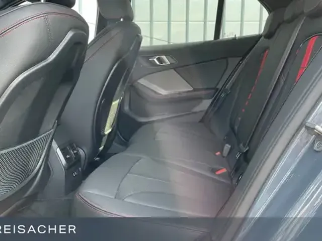 BMW 128