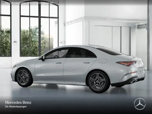 Mercedes-Benz CLA 200