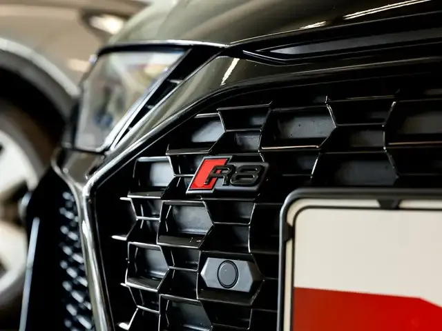 Audi R8