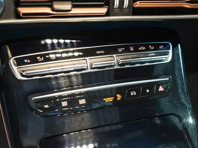 Mercedes-Benz EQC 400