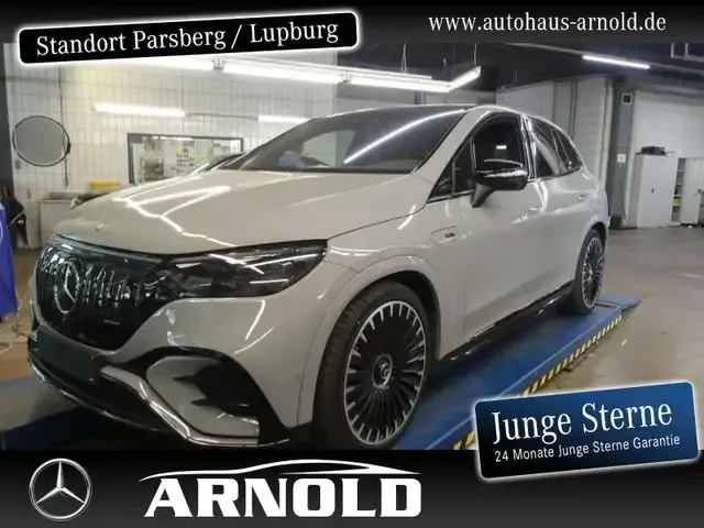 Mercedes-Benz EQE SUV